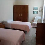 Отель Casa Emma *