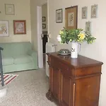 Casa Emma فندق